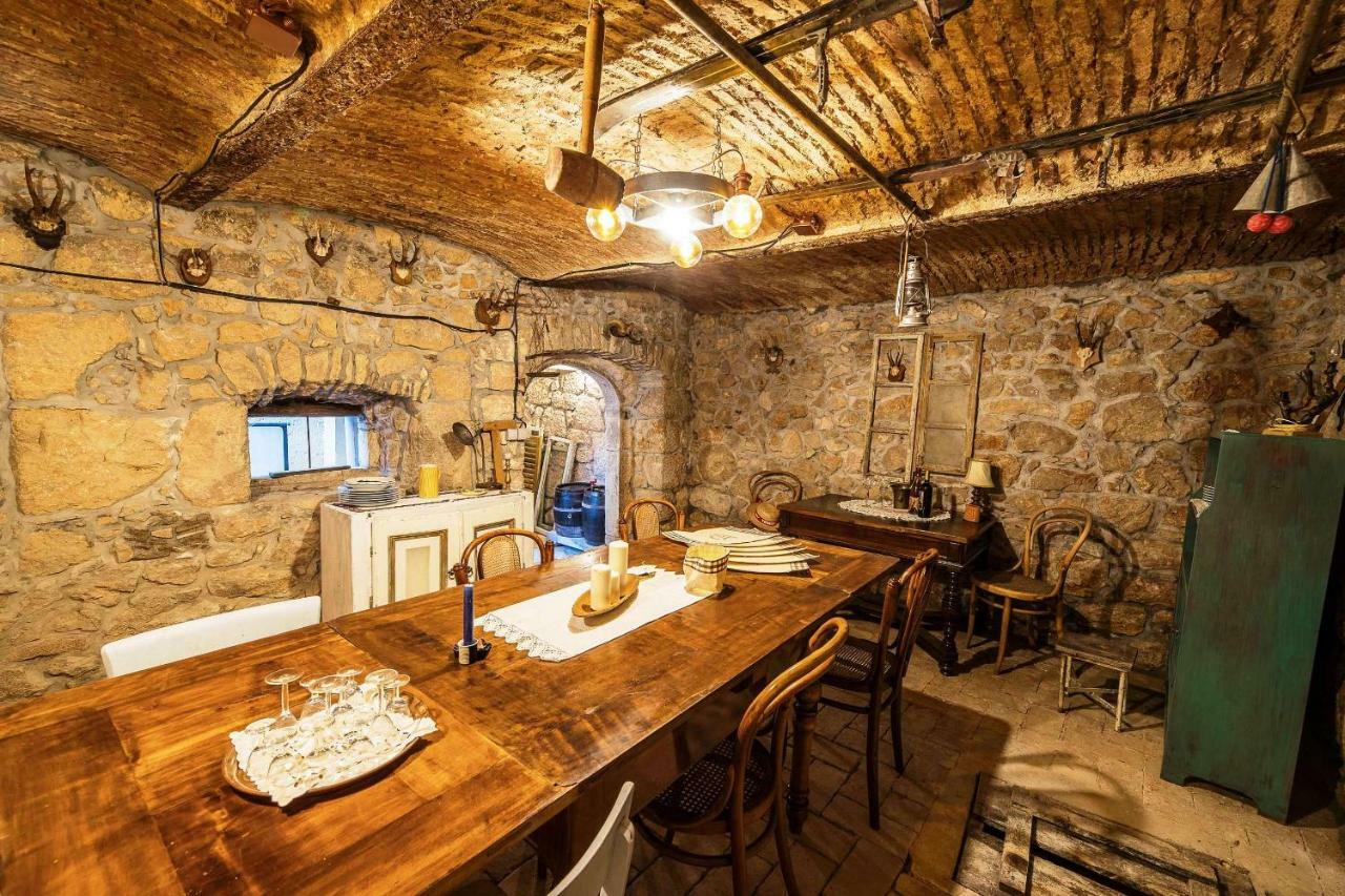 Boutique B&B Mali Pariz Grizane-Belgrad Екстер'єр фото